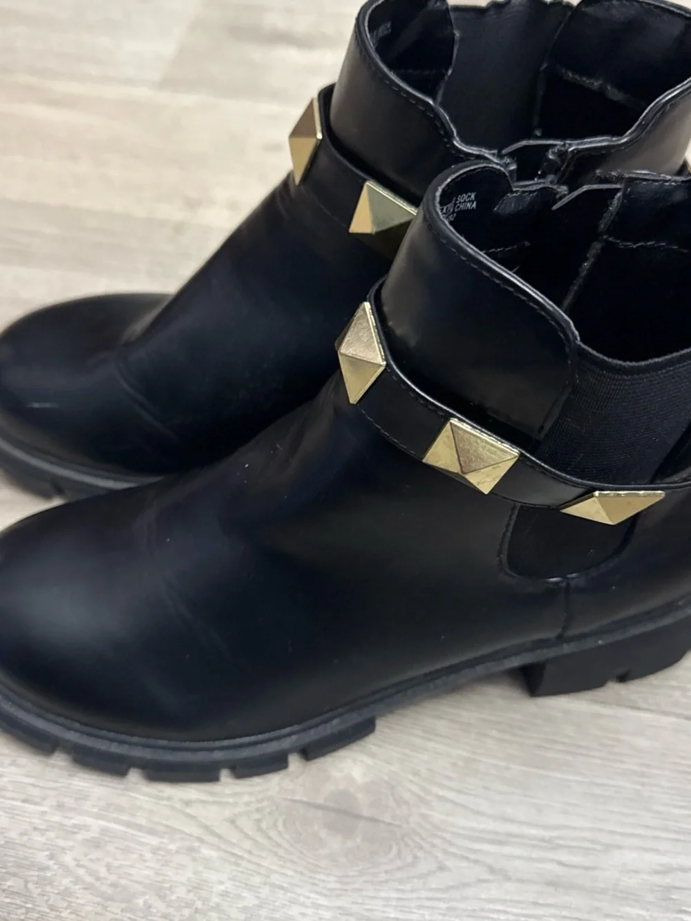 Steve Madden sleek black